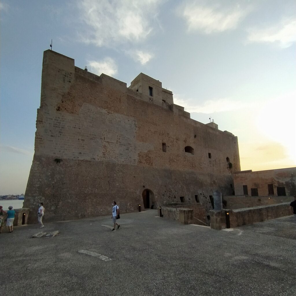 Brindisi castello acqua Puglia